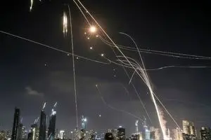 جدیدترین خبر از حمله ایران به اسرائیل امروز سه شنبه ۲۷ خرداد ماه ۱۴۰۴ / آغاز شلیک موشک‌های ایرانی به‌سمت سرزمین‌های اشغالی
