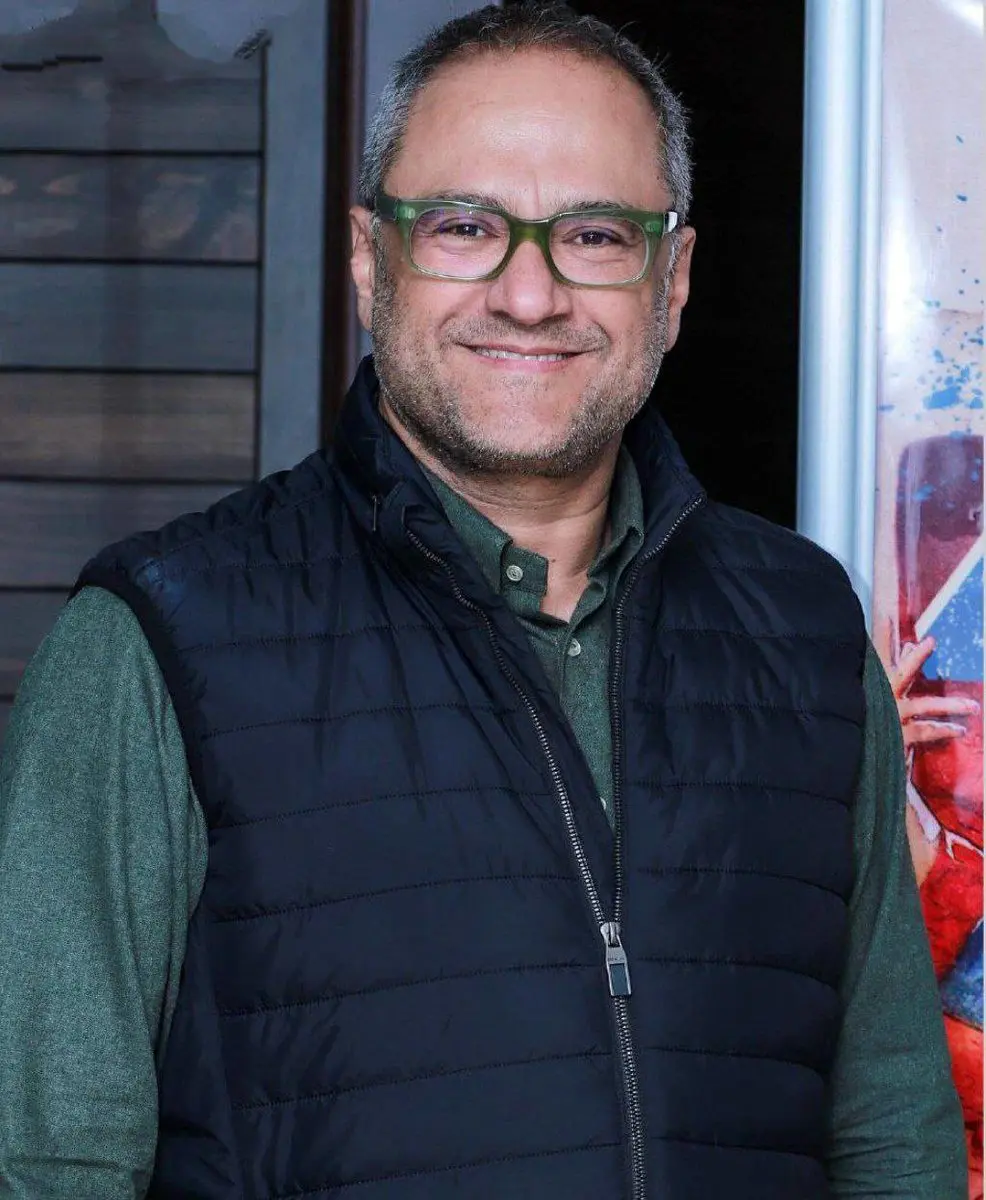 زمان پخش برنامه کارناوال و برنامه کارناوال تر به کارگردانی رامبد جوان