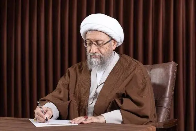 آملی لاریجانی: تلاش های خستگی ناپذیر شهید علی لاریجانی هیچ وقت فراموش نمی‌شود