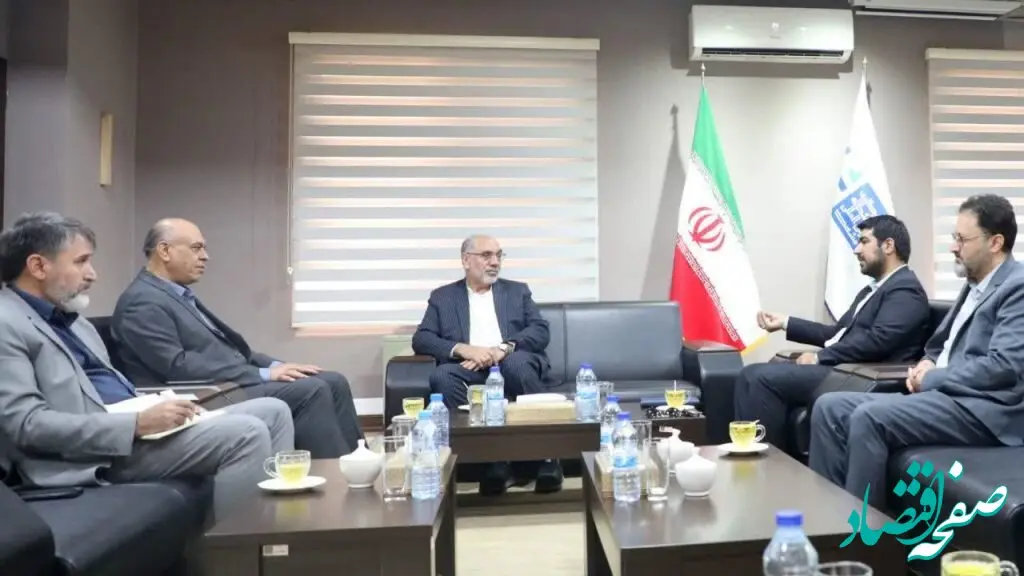 دیدار صمیمی مدیر عامل منطقه ویژه اقتصادی سرخس با مدیریت نمایشگاه بین المللی مشهد