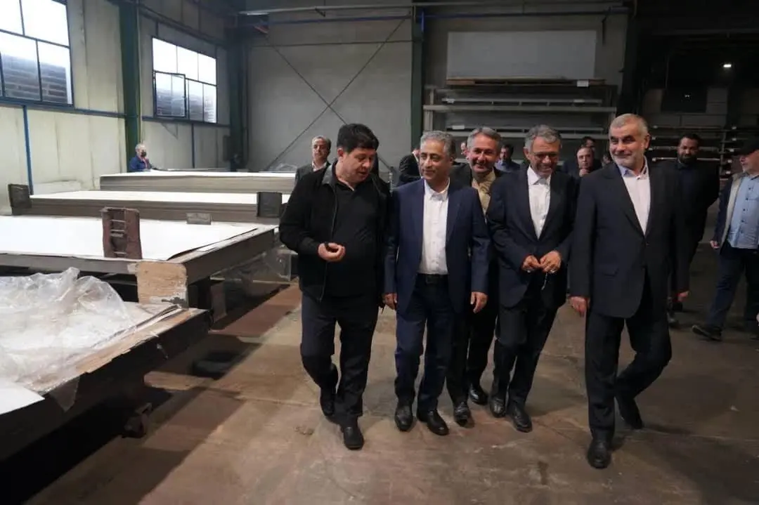 بازدید مشترک مدیرعامل بانک صنعت و معدن و نایب‌رئیس مجلس از چند واحد تولیدی و صنعتی اردبیل، نشانگر اهمیت ویژه این استان در اولویت‌های توسعه‌ای بانک بود