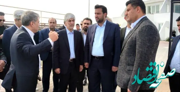 زیر ساخت های ورزش های دریایی کیش، چشم وزیر ورزش و جوانان را گرفت