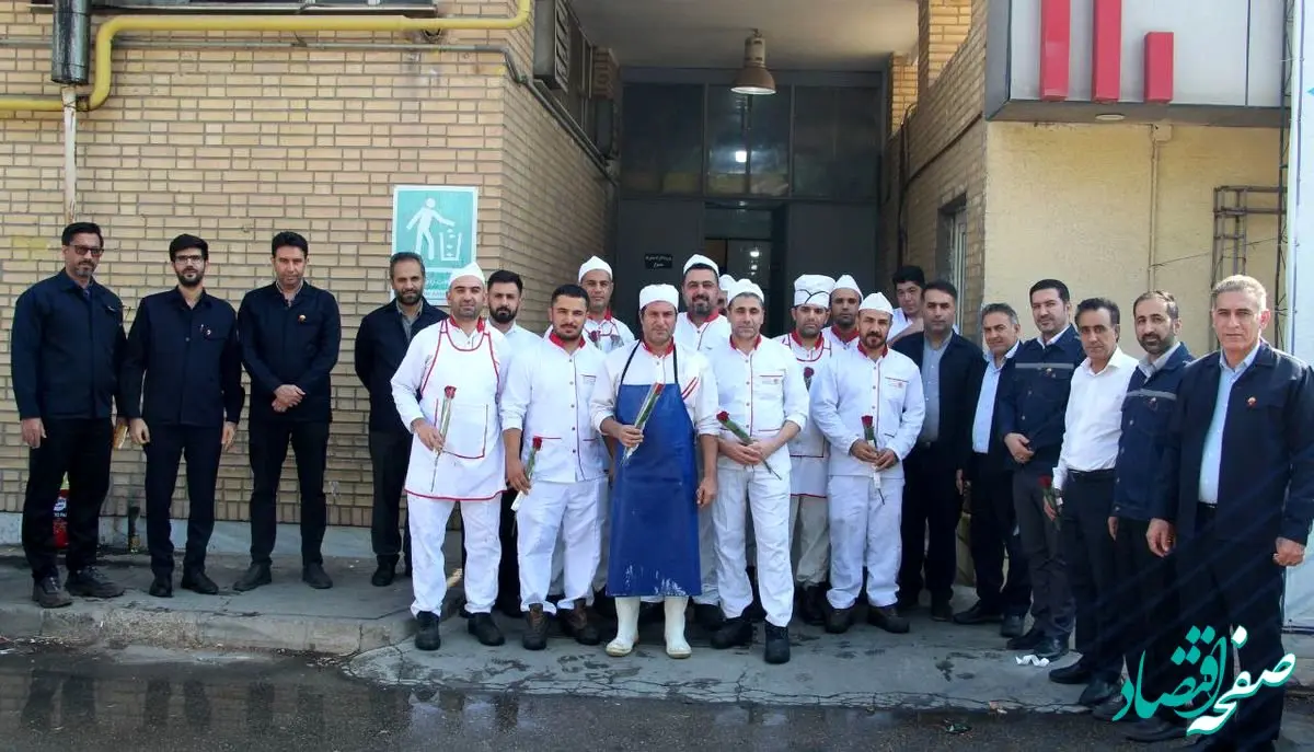 تقدیر از کارکنان مراکز تهیه، طبخ و توزیع غذا در شرکت فولاد خوزستان
