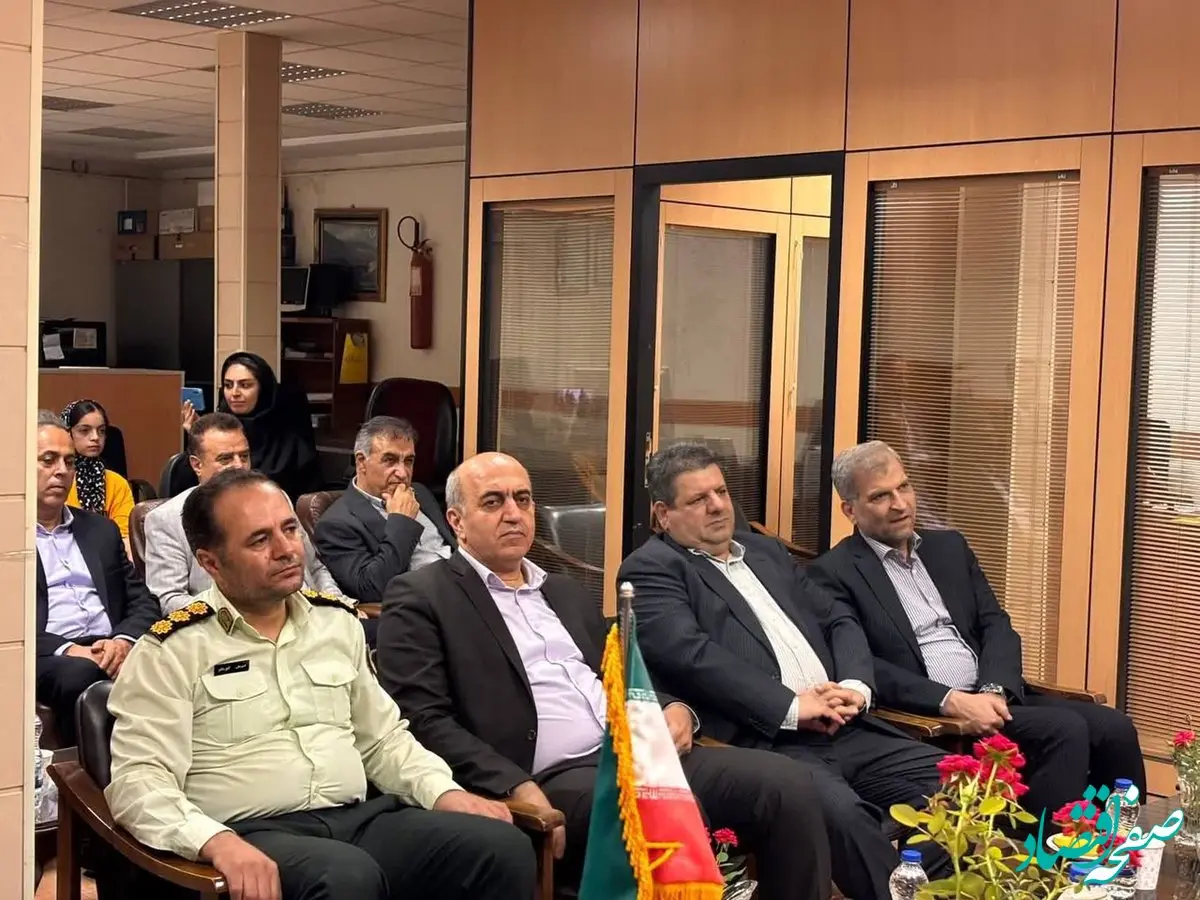 ۹۰ سال اعتماد؛ توانگری مالی بیمه ایران پشتوانه اصلی اعتماد سرمایه‌گذاران 