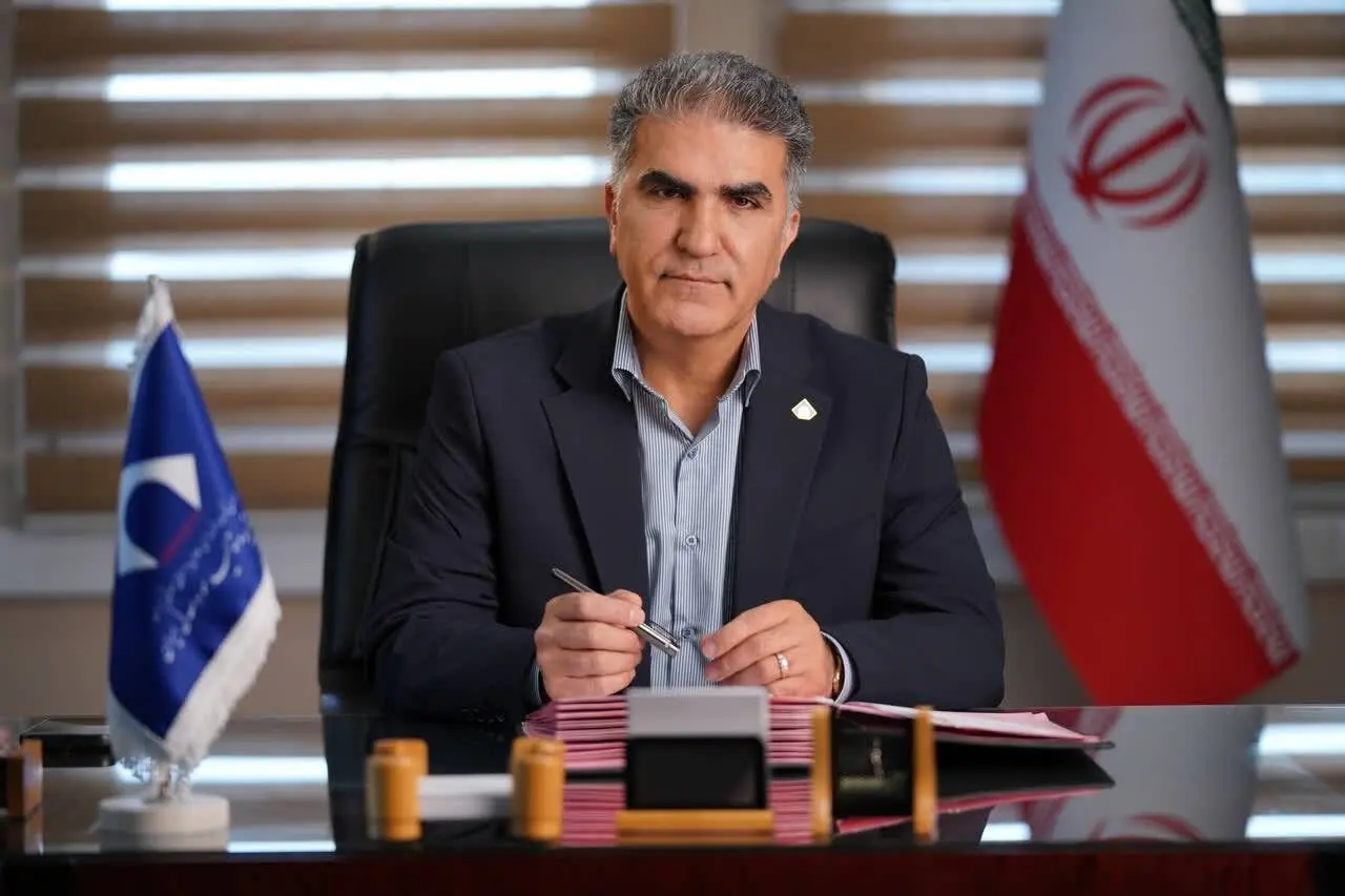 روز خبرنگار گرامی باد