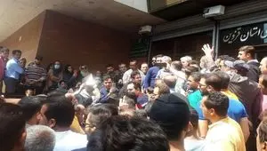 علت اعتراض کارگران متقاضی مسکن ملی قزوین چه بود؟ 