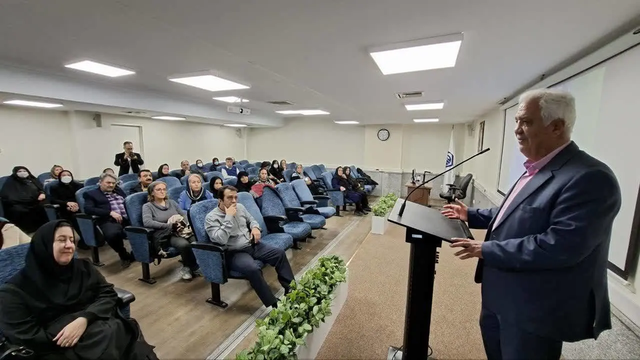 نخستین دوره آموزشی ارتقا سطح سواد سلامت با استقبال بازنشستگان تامین اجتماعی برگزار شد