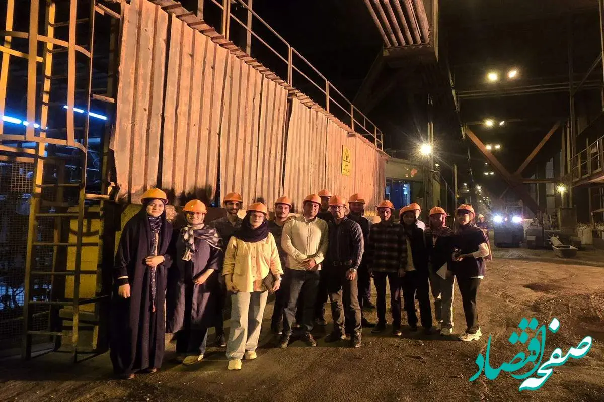 بازدید تخصصی دانشجویان مهندسی مواد دانشگاه تهران از فولاد مبارکه؛ نگاهی به فناوریهای نوین تولید پایدار و اقتصاد چرخشی در بزرگترین کارخانه فولاد کشور
