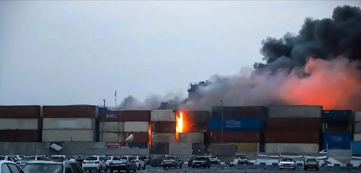 گم شدن اسماعیل در انفجار بندرعباس | نماد تلخ از سیاهی روزگار کارگران استکارگران/ پولدارها همیشه سالم می‌مانند!