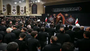 عکس های جالب از حضور مقامات دولت رئیسی و روحانی در مراسم عزاداری بیت رهبری/ این ۳ فرد معروف هم بودند