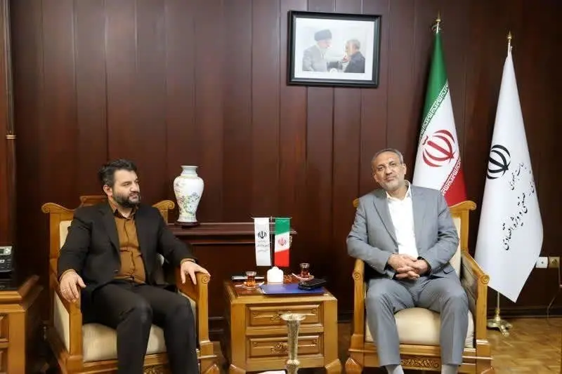 توسعه تعاملات بیمهای و ارائه راهکارهای عملیاتی مشترک در حوزه بیمه آفشور در مناطق آزاد