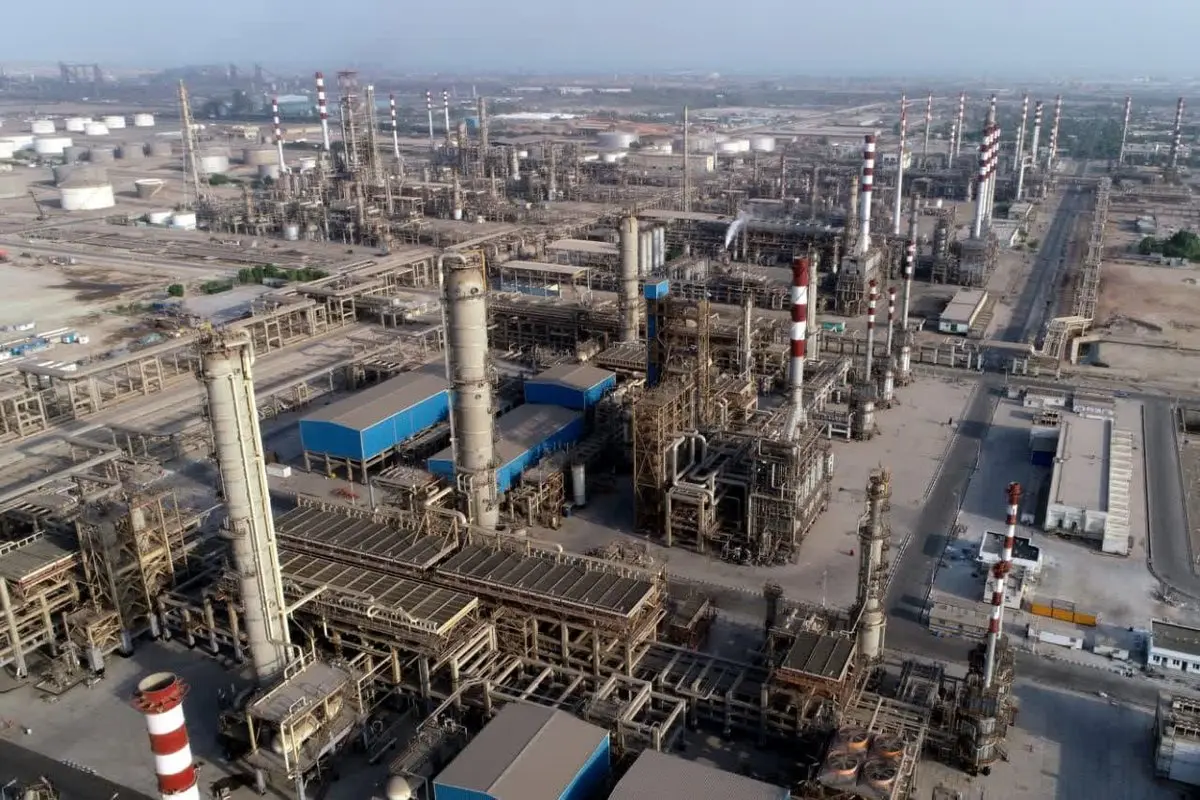 رشد خیره‌کننده سودآوری شرکت پالایش نفت بندرعباس در ۶ ماهه ۱۴۰۴ / عبور سود خالص از کل سود سال گذشته