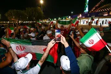 تصاویر متفاوت | حال و هوای هواداران ایران قبل از بازی با هنگ کنگ
