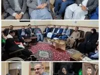 دیدار دکتر محمدسعید اربابی مدیرعامل سازمان منطقه آزاد چابهار با خانواده شهید امیرمحمد رضوان‌نیا به مناسبت هفته دفاع مقدس