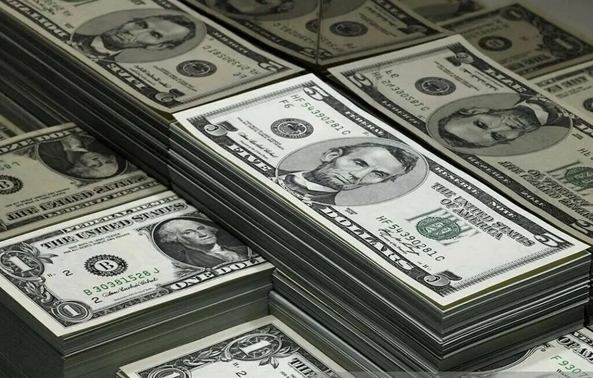 صعود آرام قیمت دلار آمریکا و یورو دولتی امروز ۲۲ خرداد ۱۴۰۴