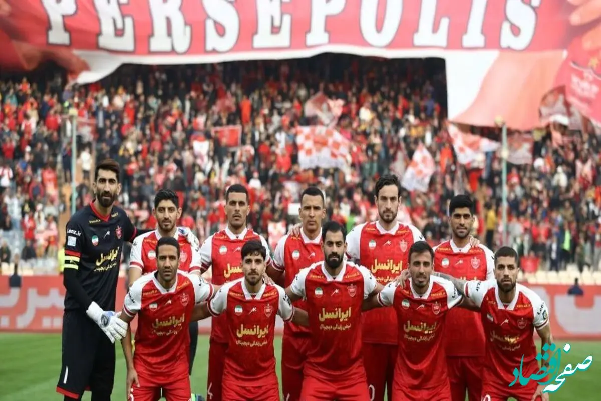 تصویر | پوستر پرسپولیس برای بازی با تراکتور با چهره بازیکن جنجالی