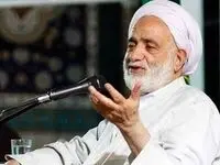 تصویری متفاوت از محسن قرائتی در راهپیمایی ۲۲ بهمن امسال