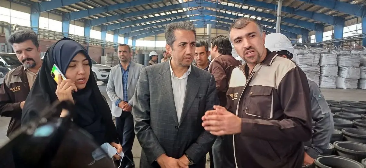 بازدید مهندس آقاجانلو از کارخانه‌ فولاد راور و کارخانه های لاستیک های معدنی راور و آریا