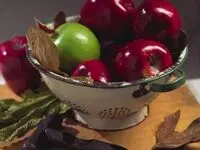 نرخنامه آنلاین میوه و تره بار بازار تهران امروز سه شنبه ۲۷ آذر ۱۴۰۳