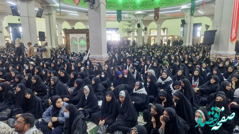 اجتماع کاروان های راهیان نور دانش آموزی دختران در یادمان شهدای شلمچه