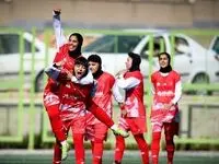 علت استعفای سرمربی تیم فوتبال پرسپولیس چه بود؟ 