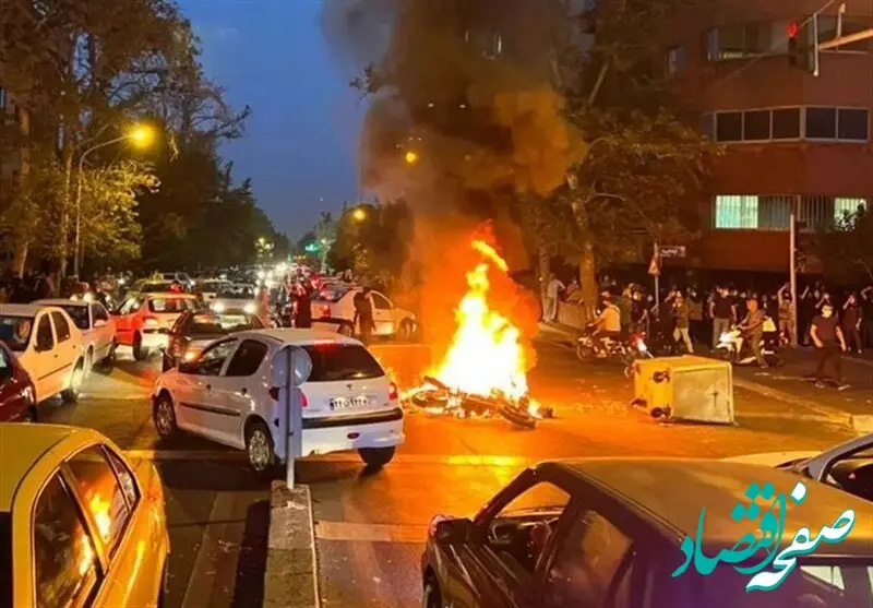 خبر فوری از  آشوبگران؛ زنان و کودکان را سپر انسانی کنید!