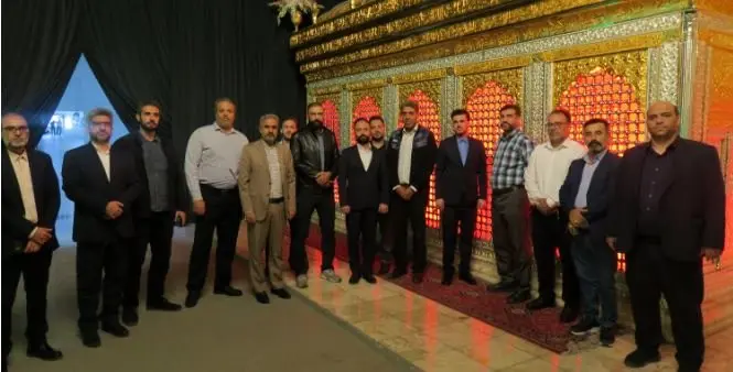 بازدید جمعی از مدیران، کارکنان و بسیجیان پست بانک ایران از باغ موزه دفاع مقدس