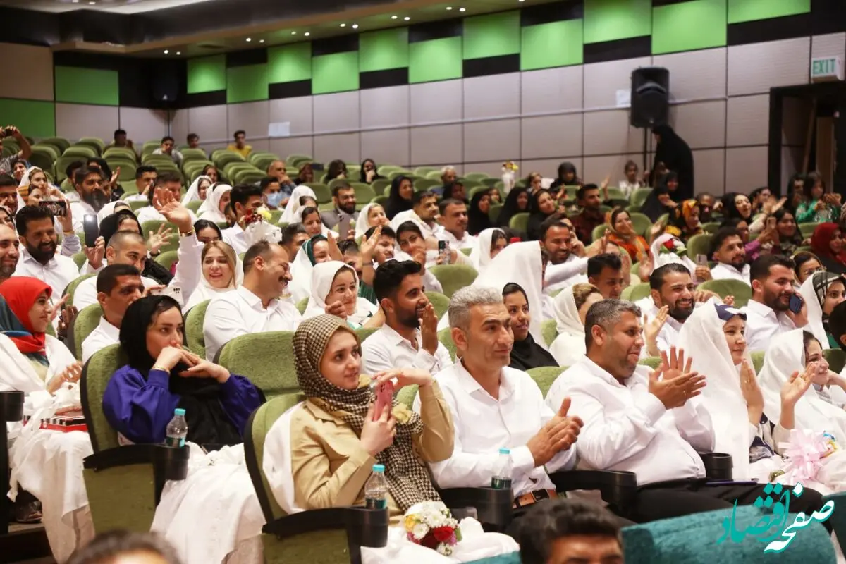 گزارش تصویری مراسم توزیع ۱۰۰ سری جهزیه به زوج های خوزستانی توسط شرکت فولاد اکسین خوزستان