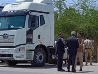 رانندگان بندرعباسی رانندگی با محصولات تجاری گروه بهمن را تجربه می‌کنند