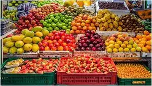 از قیمت پیاز تا اعلام زمان عرضه نوبرانه ها در بازار / جدیدترین قیمت ملون، طالبی، توت‌ فرنگی، سیب و موز را ببینید