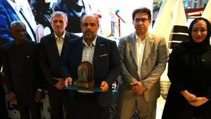 بیمه‌ دی غرفه برتر سومین نمایشگاه بین‌المللی شهر پایدار کیش شد