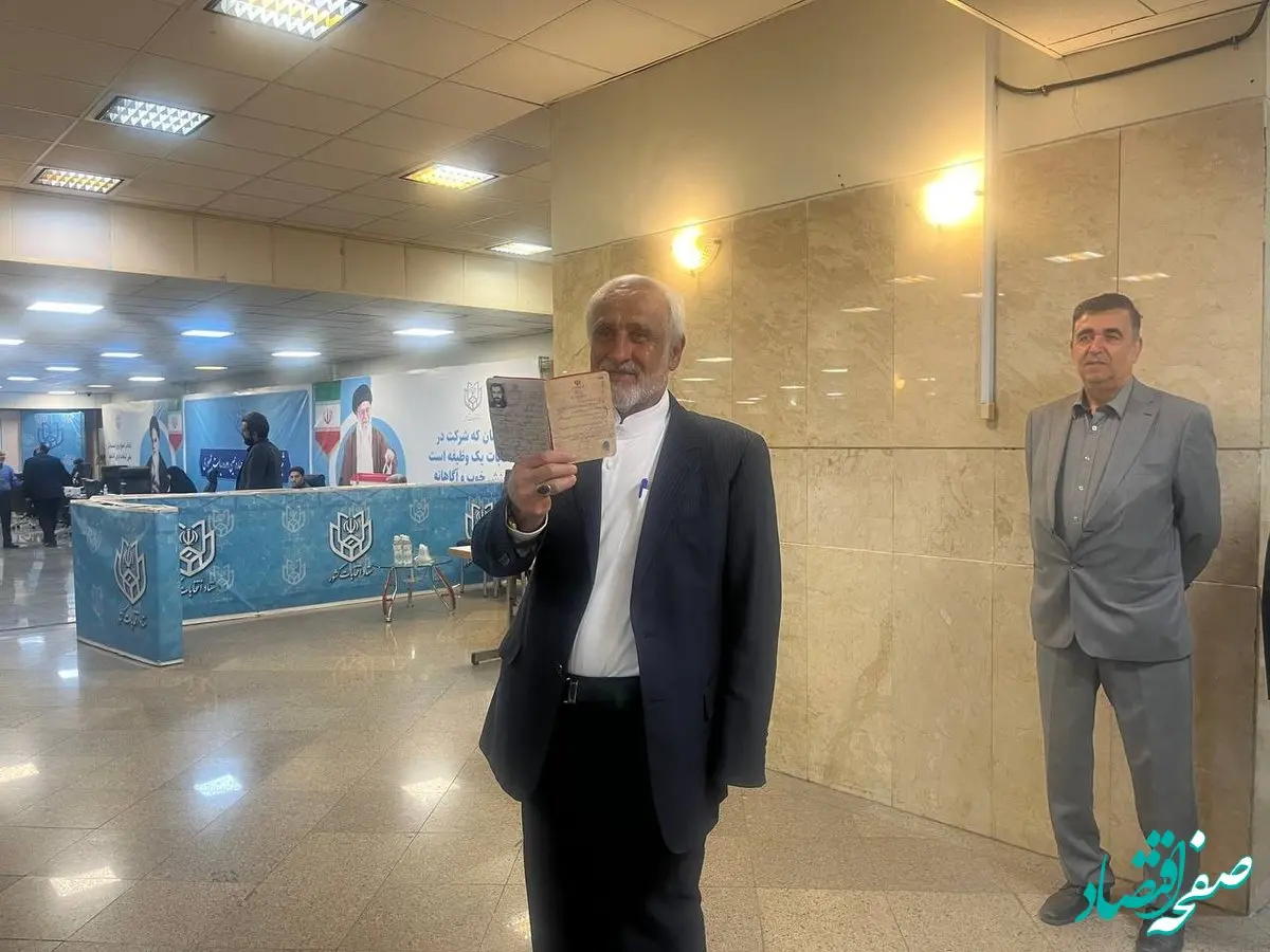 این دو نفر معروف هم کاندیدای انتخابات ۱۴۰۳ ریاست جمهوری شدند /شناسنامه ها در دست این دو چهره + عکس