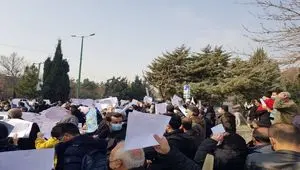 بازنشستگان اهوازی تجمع کردند