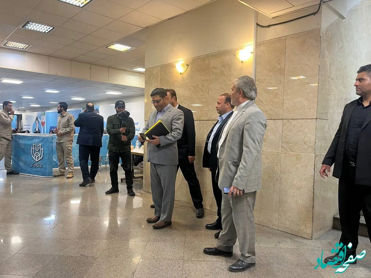 تیکه سنگین خبرنگاران به این آقای نماینده کاندیدا انتخابات ۱۴۰۳ ریاست جمهوری سوژه داغ روز آخر + عکس