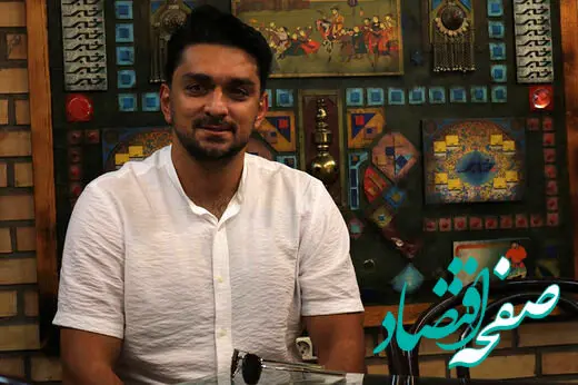 پیشکسوت آبی ها ؛ کمک داور ویدئویی بهانه را از مربی ایرانی گرفت / بنظر من بازی یک - یک می شود 