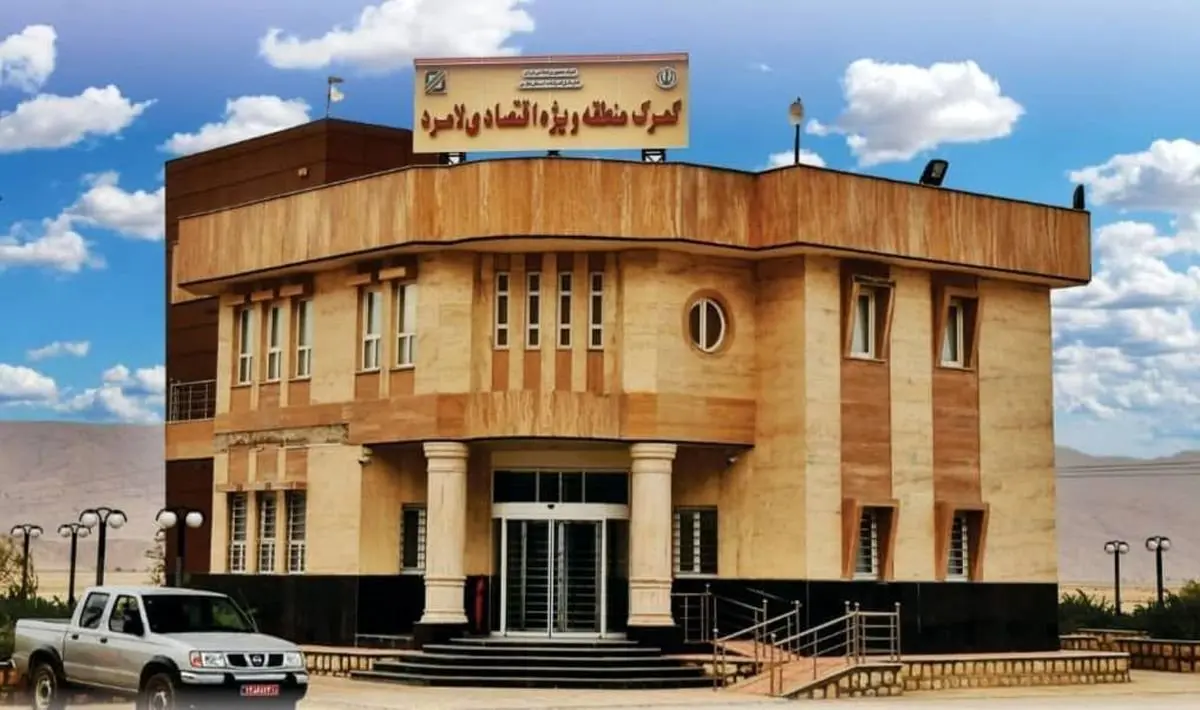 همکاری گمرک با منطقه ویژه اقتصادی لامرد برای تسهیل صادرات فرآورده های نفتی