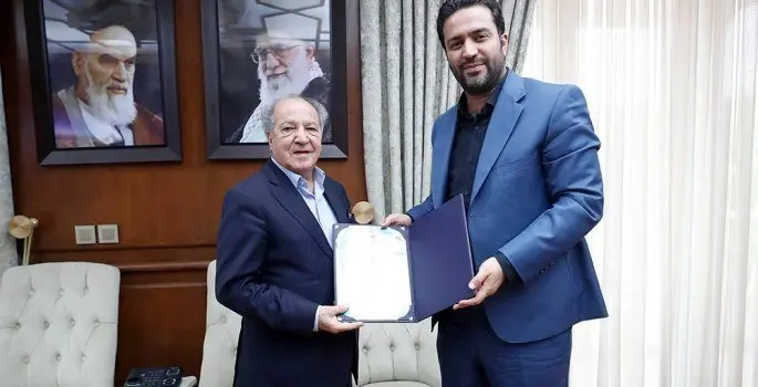 تقدیر مدیر عامل سازمان منطقه آزاد کیش از تلاشها و خدمات ارزنده مسیح الله صفا