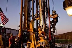 نفت شیل آمریکا جایگزین نفت خاورمیانه می شود