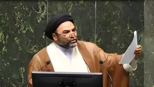 وزیر صمت بابت افزایش قیمت تولیدات ایران‌خودرو باید پاسخگو باشد