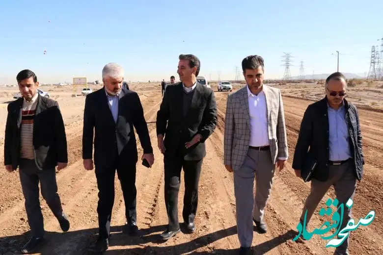بازدید مسئولان استانی از باند دوم جاده فولاد آلیاژی ایران