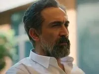 هادی حجازی فر هم با زرافه ها صبحانه خورد! + عکس