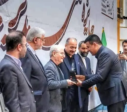 پتروشیمی شهیدتندگویان تندیس چهاردهمین جایزه ملی مدیریت مالی را کسب کرد