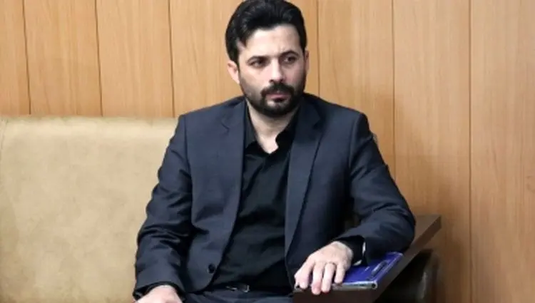 اقتصاد ایران به «بهره صفر» نیاز دارد؛ تنها راه نجات، قطع دست دلال‌ها و خام‌فروشی است