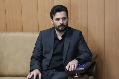 اقتصاد ایران به «بهره صفر» نیاز دارد؛ تنها راه نجات، قطع دست دلال‌ها و خام‌فروشی است