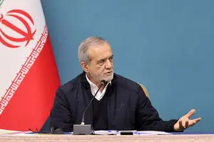 پزشکیان: برق واحدهای تولیدی قطع نمی شود  
