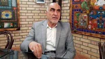 جثه احمدی نژاد کوچک اما توطئه اش بزرگ است / دادگاه احمدی نژاد باید علنی باشد 