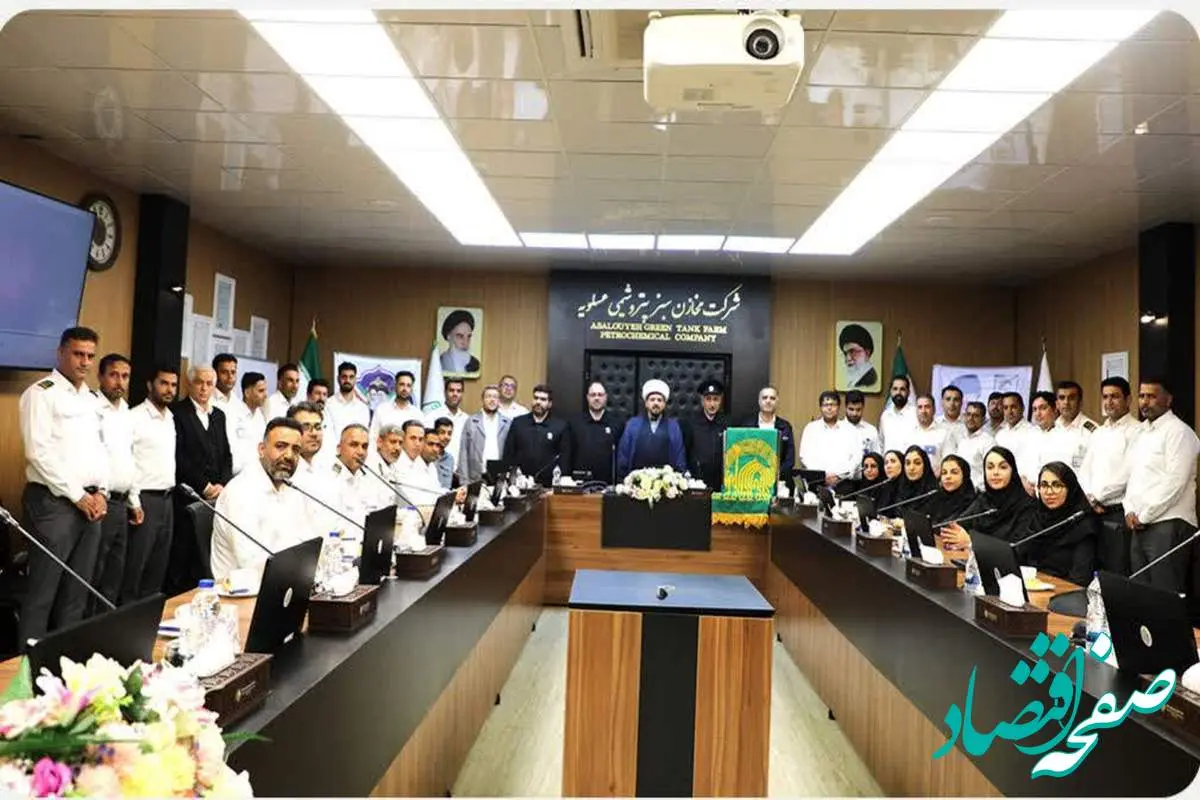 جشن بزرگ به مناسبت دهه کرامت، روز جهانی کارگر و روز ملی خلیج فارس در شرکت مخازن سبز برگزارشد