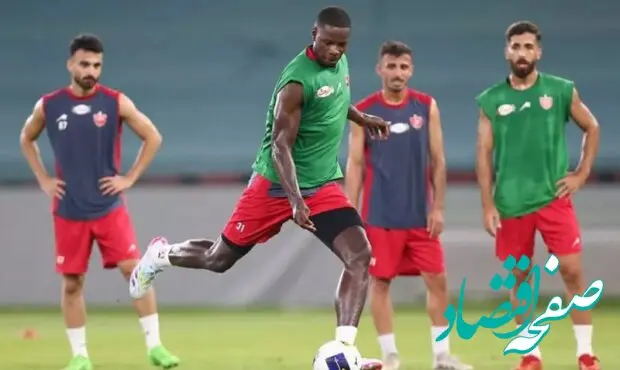 چشم ها خیره به بازیکنان جدید پرسپولیس