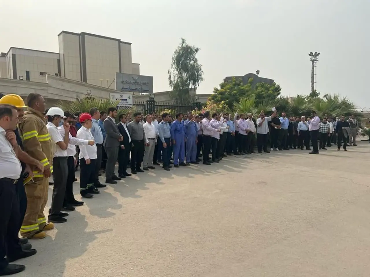 تجمع کارکنان پتروشیمی مروارید در محکومیت جنایات رژیم صهیونیستی