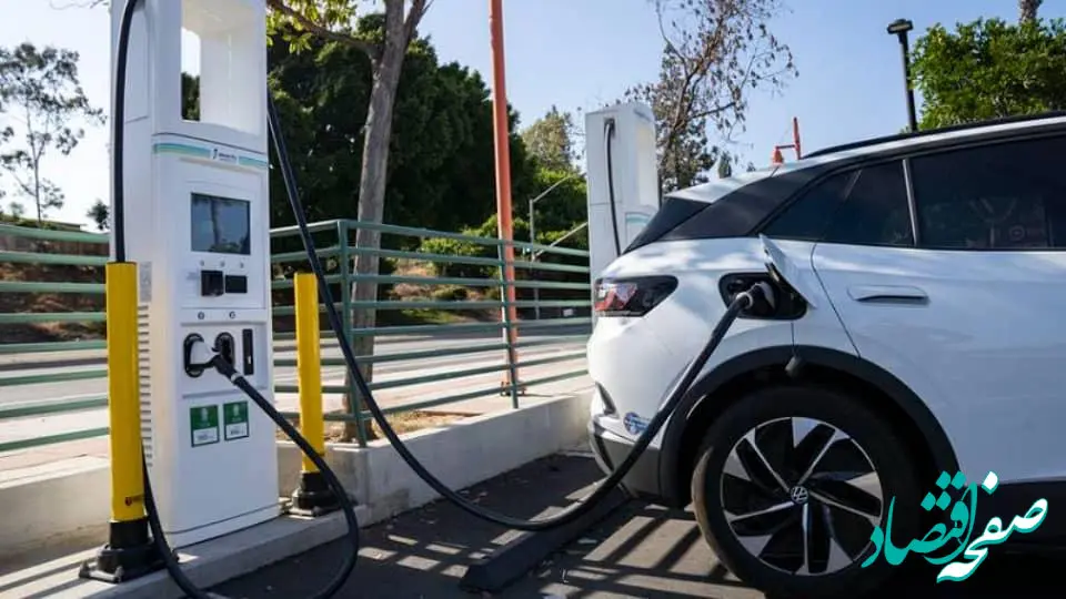 افزایش شوکه کننده قیمت شارژ خودروهای برقی | خودروی برقی به‌صرفه‌تر است یا بنزین؟ | اعلام هزینه شارژ برقی برای خودرو